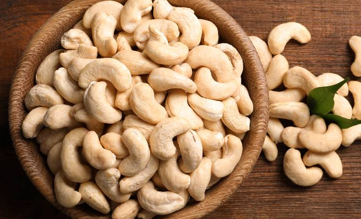  Cashewnuts 